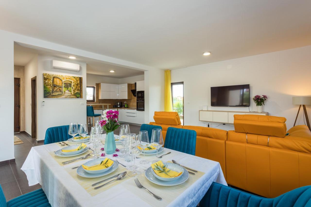 Villa Carneol Kaldanija Εξωτερικό φωτογραφία