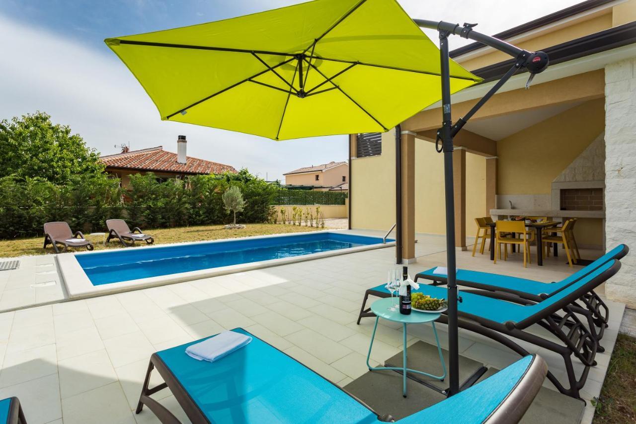 Villa Carneol Kaldanija Εξωτερικό φωτογραφία