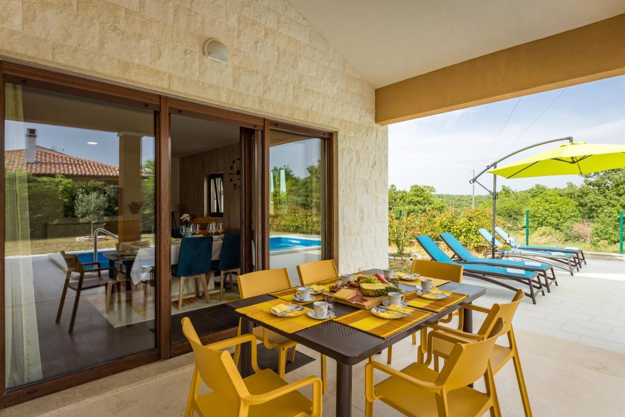 Villa Carneol Kaldanija Εξωτερικό φωτογραφία